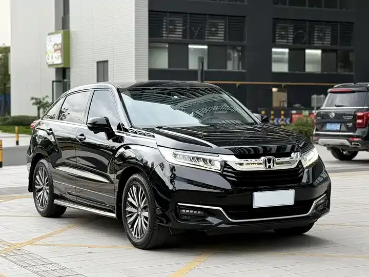 AVANCIER 2020 370TURBO All-Wheel Drive Prestige Edition - View 1