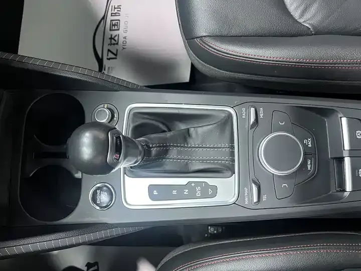 Audi Q2L 2022 35 TFSI Fashion Dynamic 11