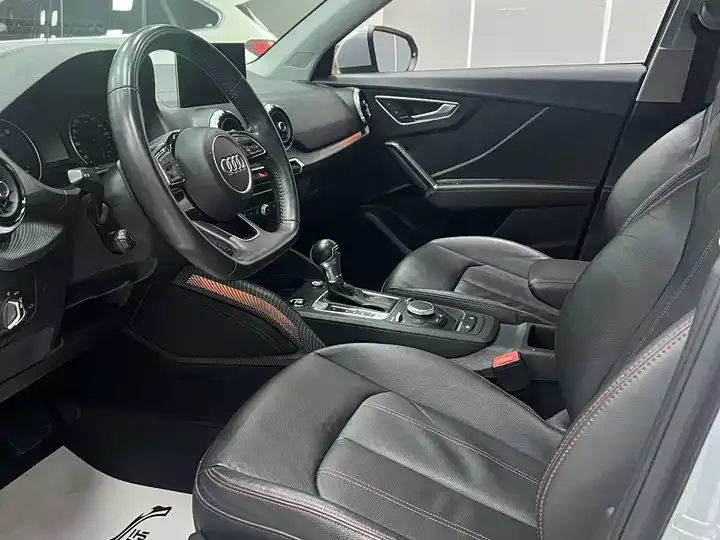 Audi Q2L 2022 35 TFSI Fashion Dynamic 8