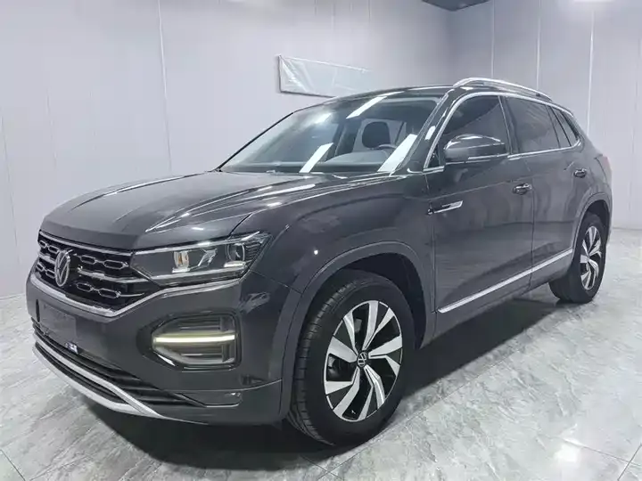 Открыть галерею: Tangyue 2022 280TSI Front-Wheel-Drive Luxury Smart Connectivity Edition
