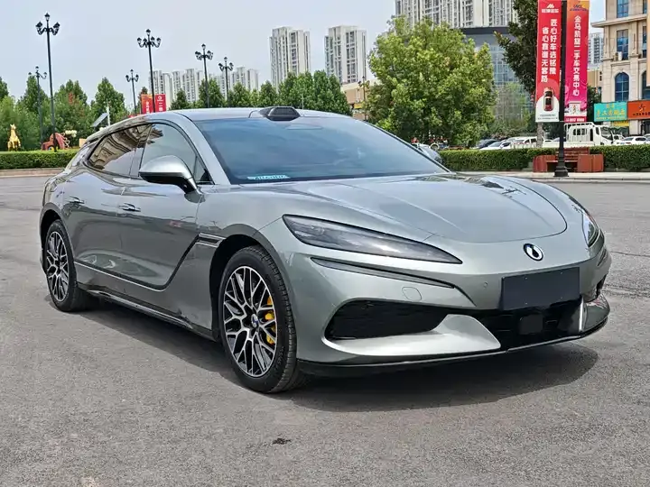 Denza Z9GT 2026 Flash Charge Honor Type 3