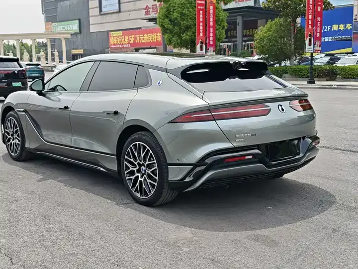 Denza Z9GT 2026 Flash Charge Honor Type 6