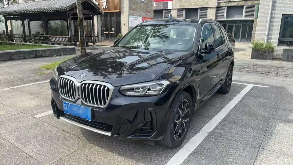 BMW 2022 X3 xDrive25i 2.0T M sports suit (changed) automatic gear - View 1
