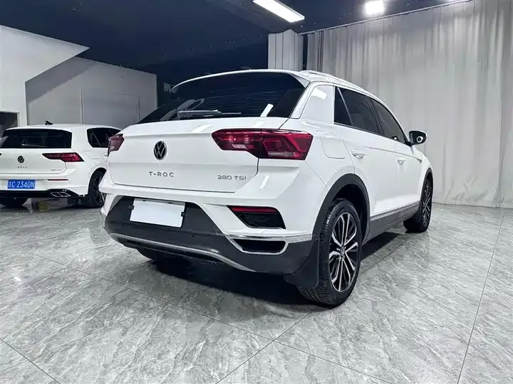 T-ROC 2022 280TSI DSG Front-Wheel Drive Comfort PLUS 6