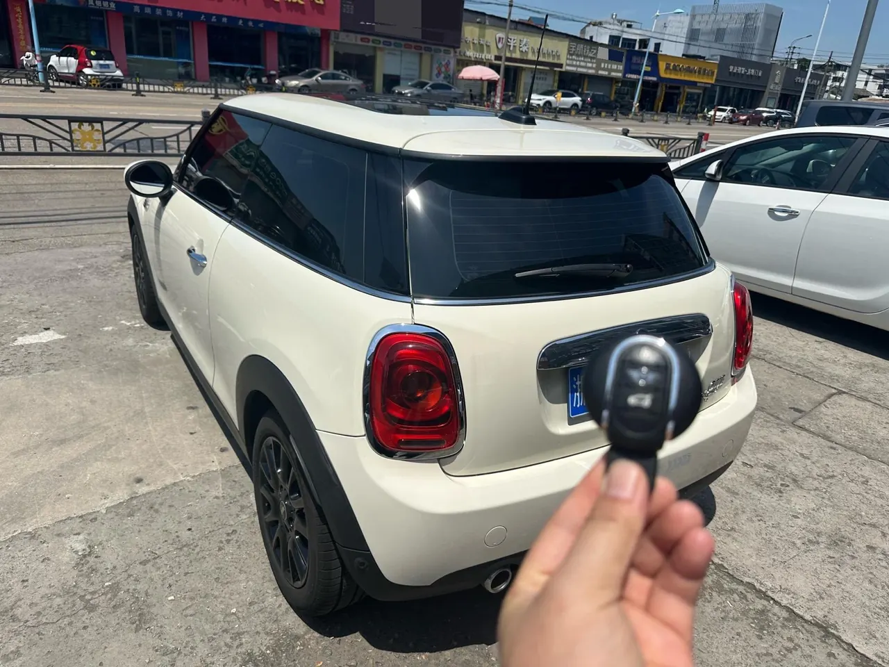 MINI Mini (imported) 2021 Mini One 1.5T automatic gear 4