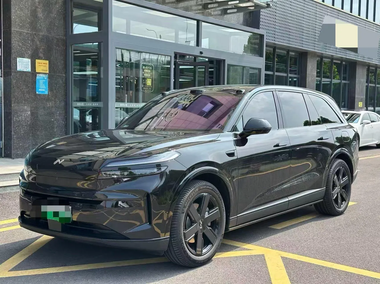 ONVO 2026 L80 Ultra Automatic 3