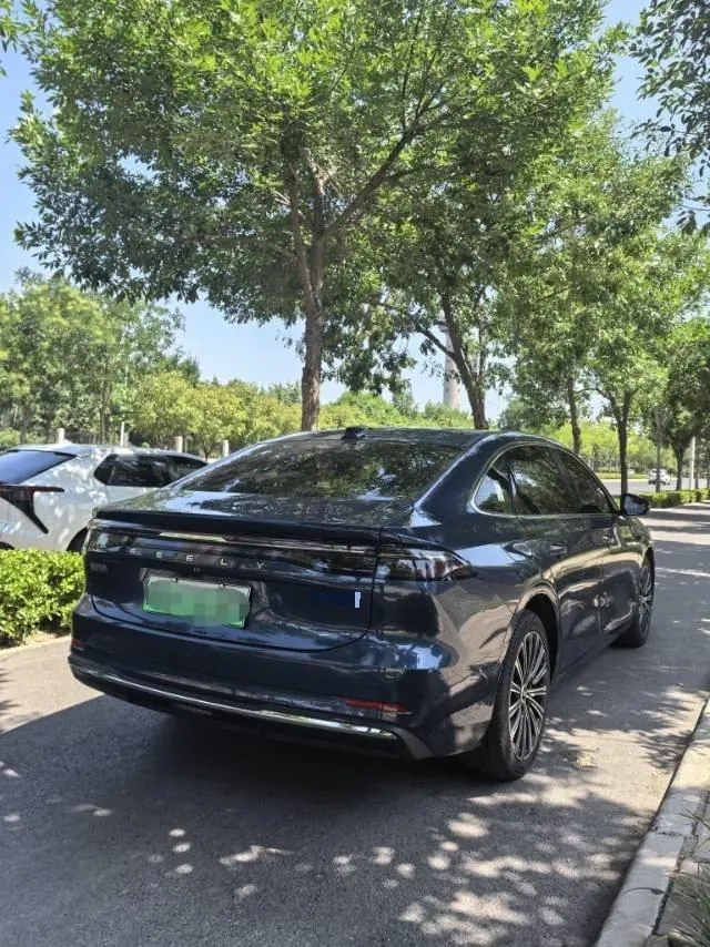Geely Galaxy 2025 A7 EM-i 1.5 150km Starship Edition Automatic Gear 9