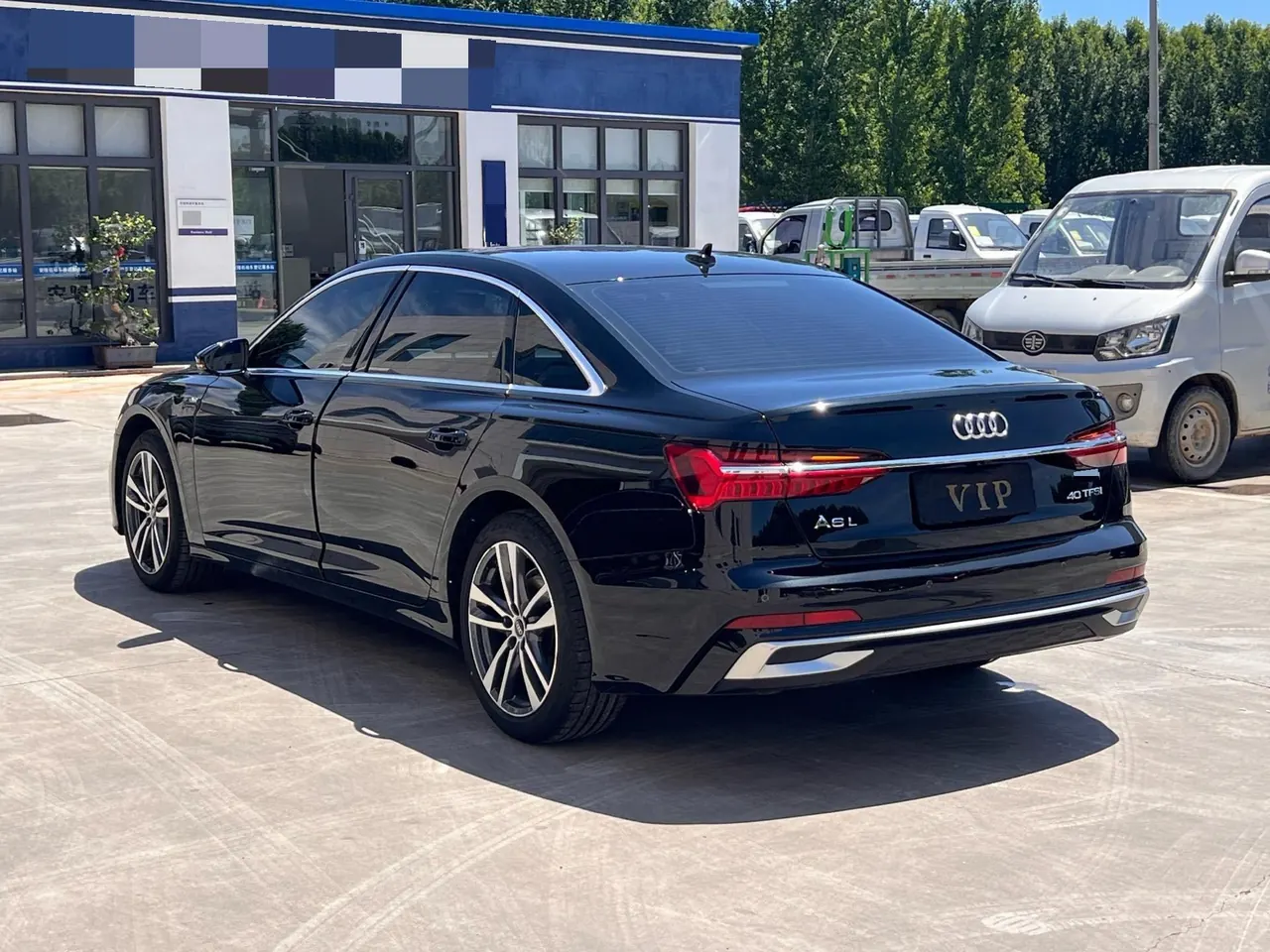 Audi 2024 A6L 2.0TFSI 40TFSI Deluxe Dynamic Automatic 9