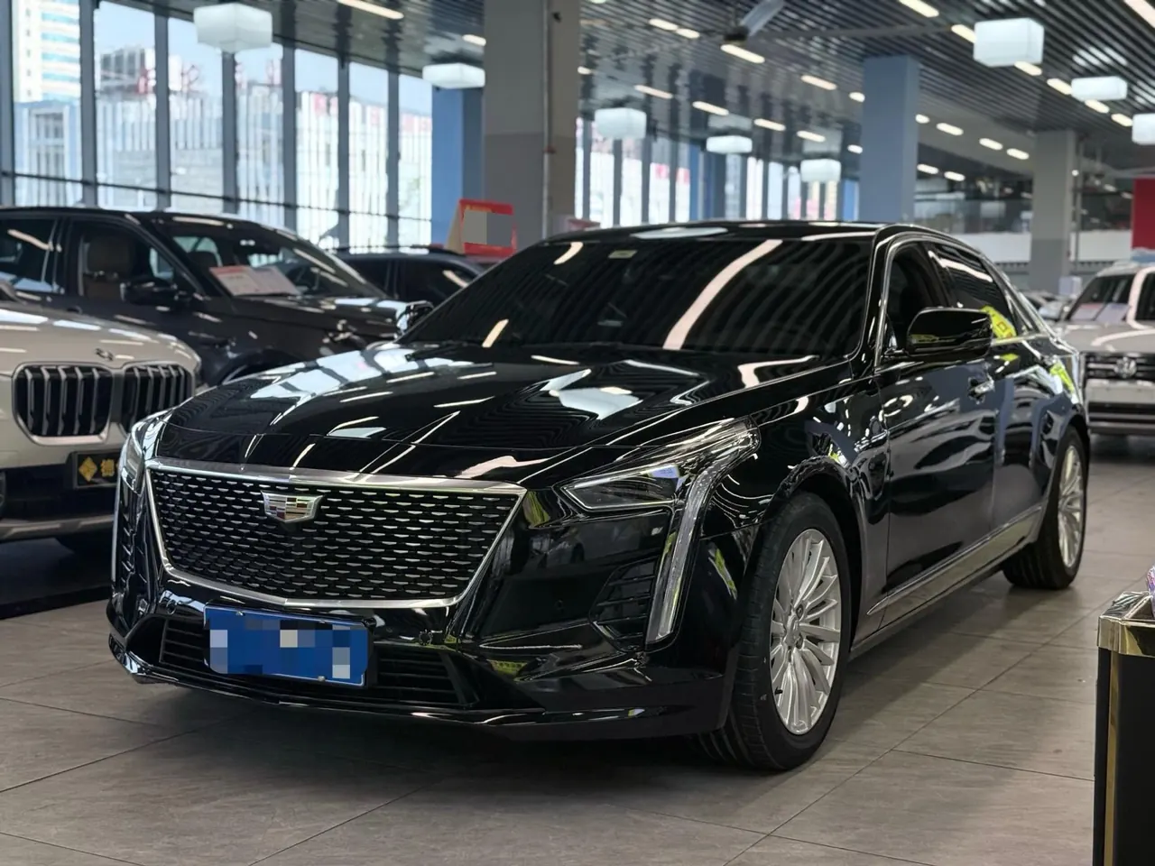 Open image lightbox: Cadillac 2022 CT6 2.0T 28T fashion automatic gear