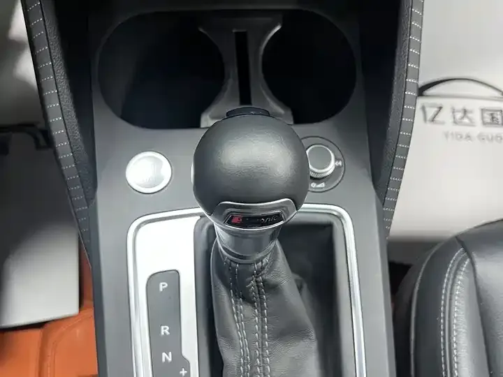 Audi Q2L 2022 35 TFSI Fashion Dynamic 11
