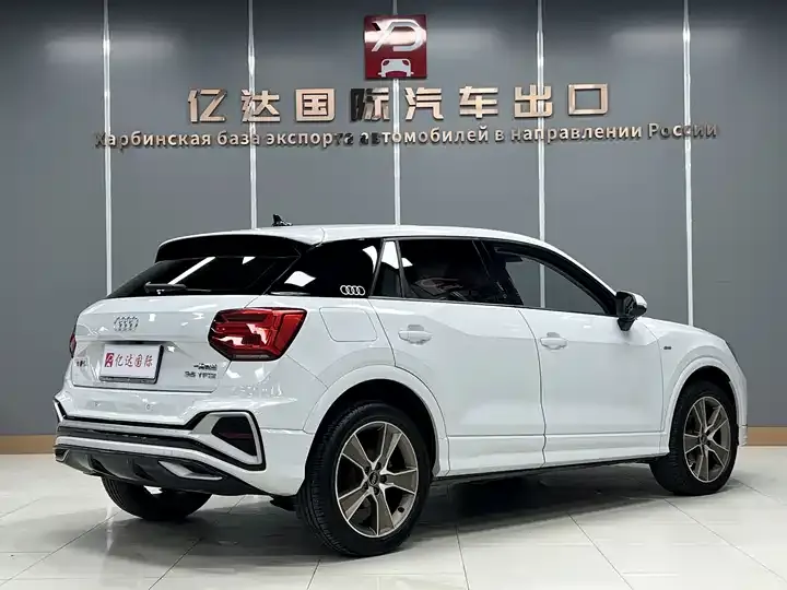 Audi Q2L 2022 35 TFSI Fashion Dynamic 6