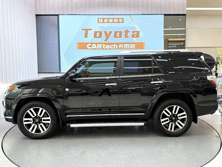 Super 4Runner 2021 4.0L Plus Edition 3