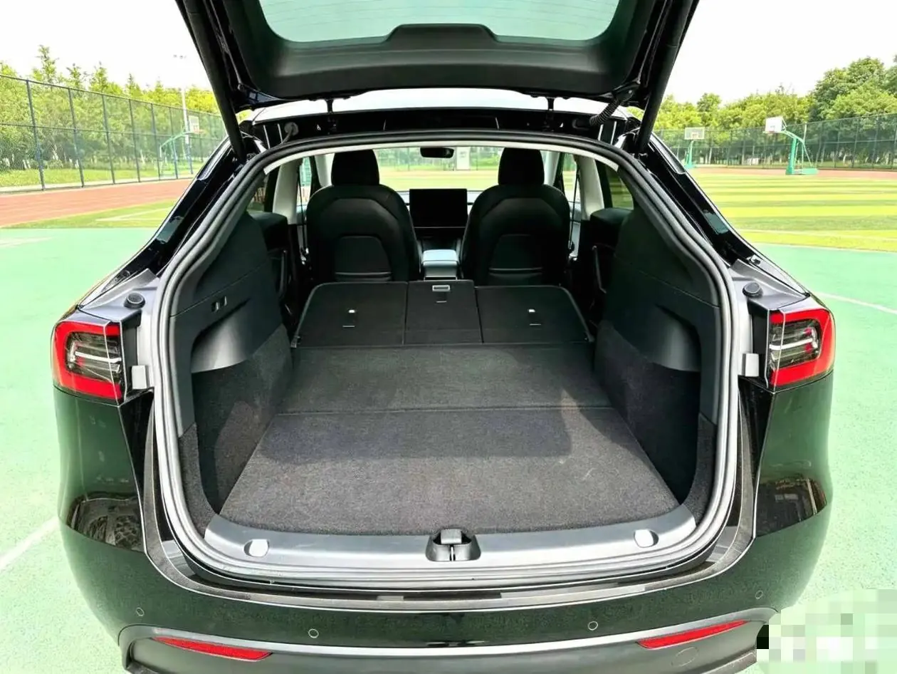 Tesla 2022 Model Y rear-wheel drive version (facelift) automatic gear 14