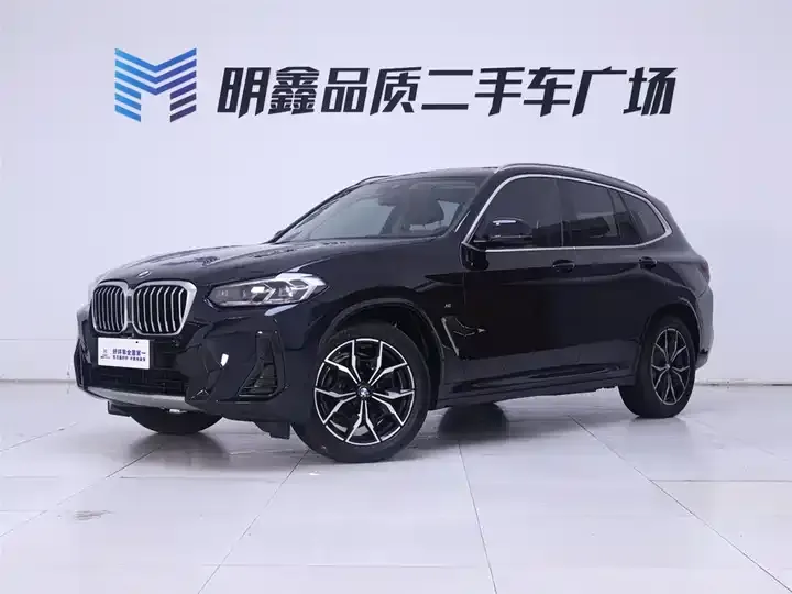 BMW X3 2022 xDrive25i M sports suit 2