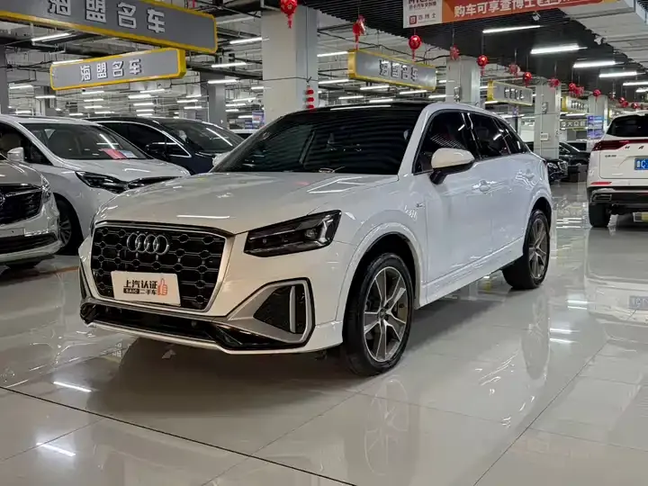 Audi Q2L 2022 35 TFSI Fashion Dynamic - View 1