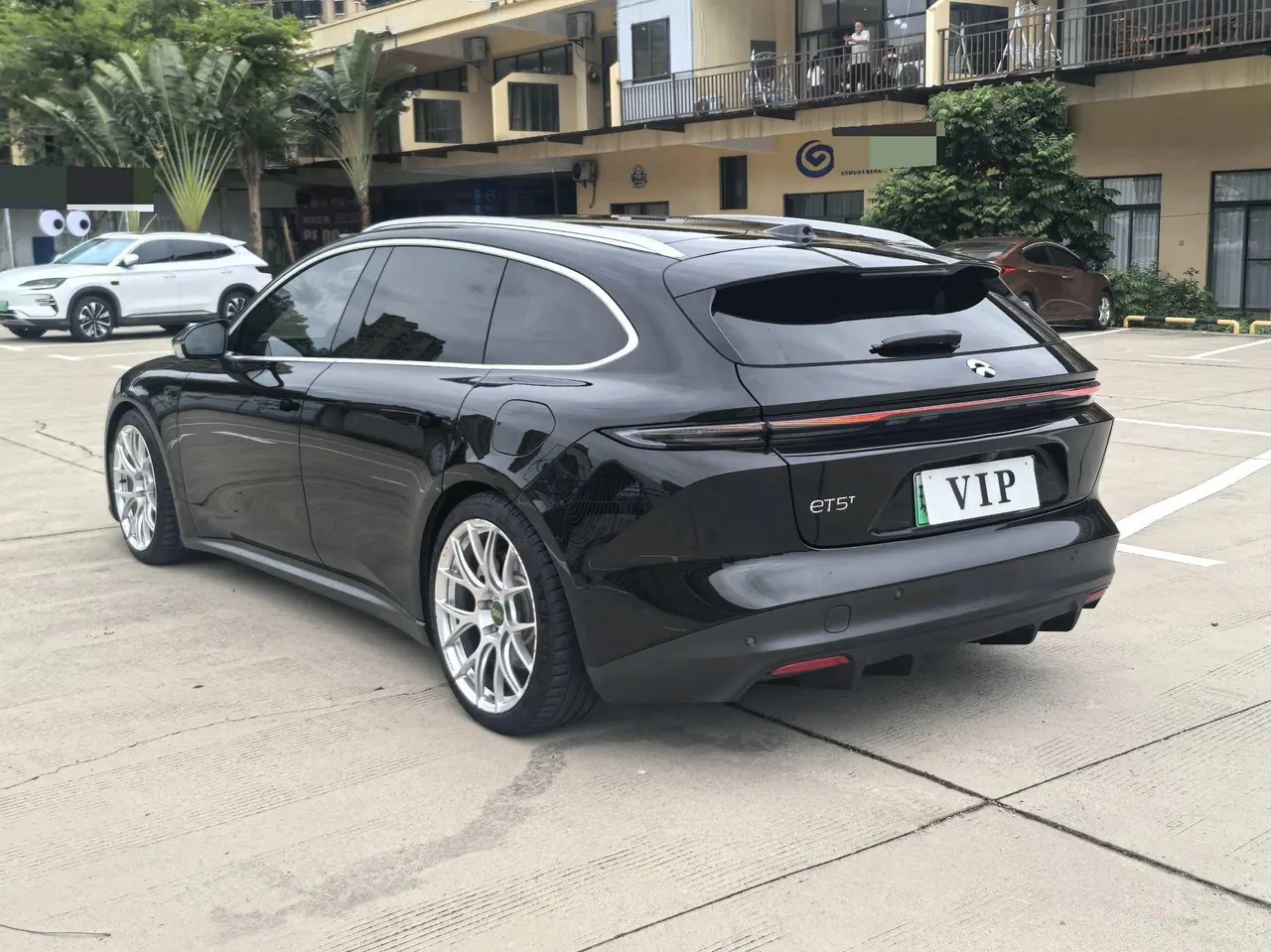 NIO 2024 ET5T 75kWh Touring automatic 4