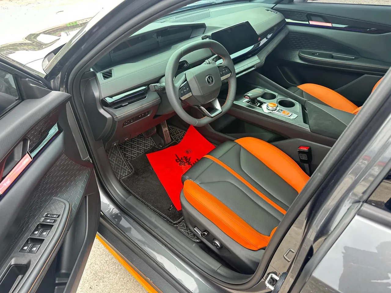 ChangAn 2024 UNI-V 1.5T Distinguished Sports Automatic 4