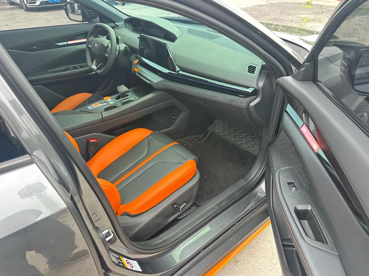 ChangAn 2024 UNI-V 1.5T Distinguished Sports Automatic 7