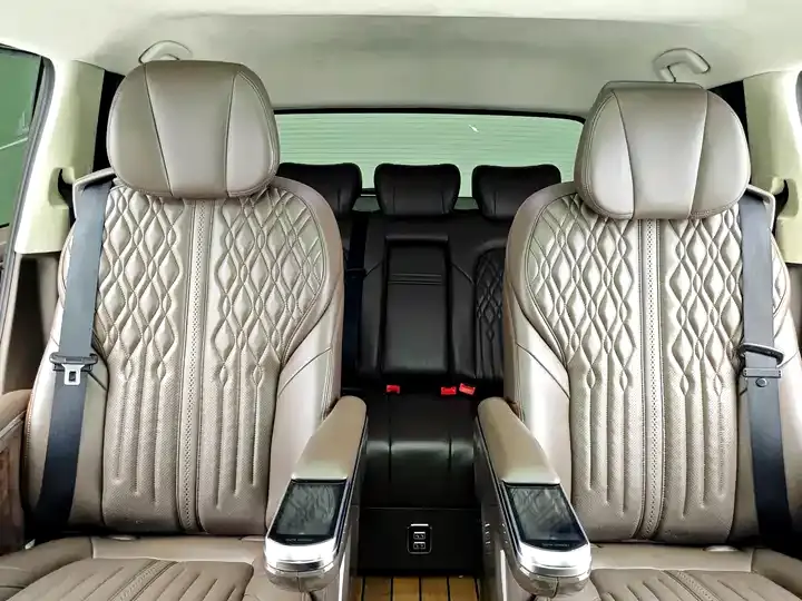 Weiran 2020 330TSI Business Edition 7