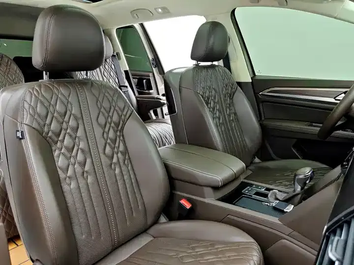 Weiran 2020 330TSI Business Edition 8