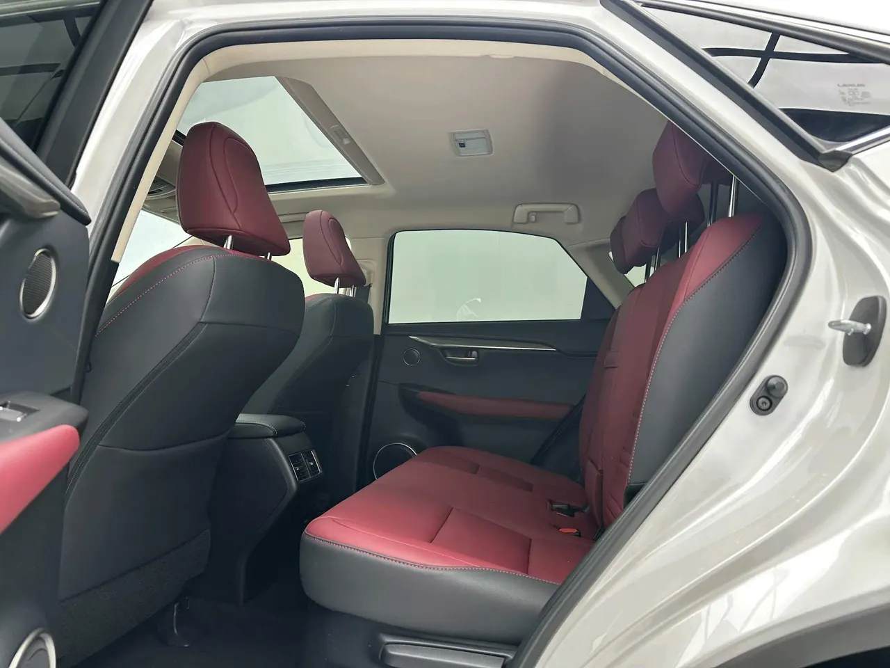 Lexus NX (Imported) 2020 NX200 2.0 Stepless Front Edition Automatic Gear 5