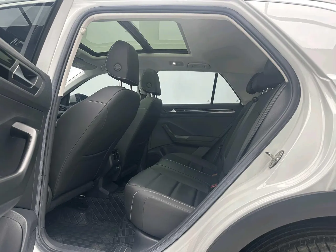 Volkswagen 2022 Tange 1.4TSI 280TSI Two-Drive Comfortable PLUS Automatic Gear 5
