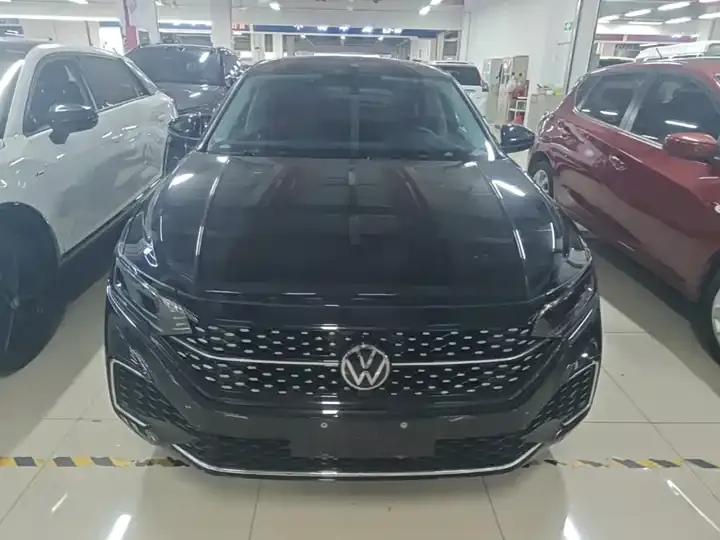 Passat 2025 outstanding 330TSI Star Elite Edition 3