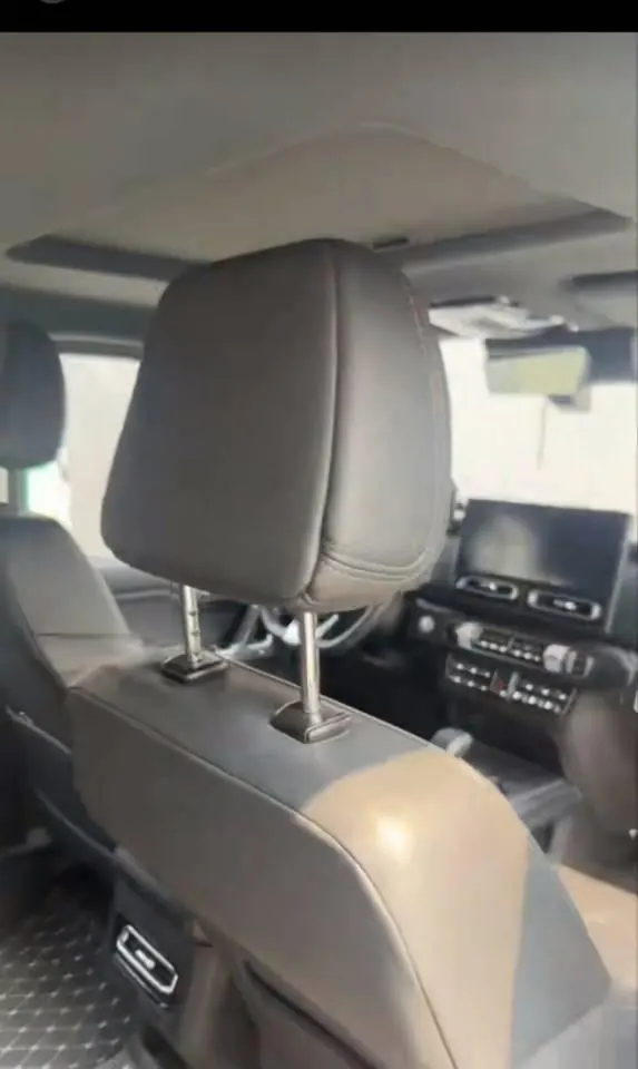 212 2024 T01 2.0T Explorer Manual 3