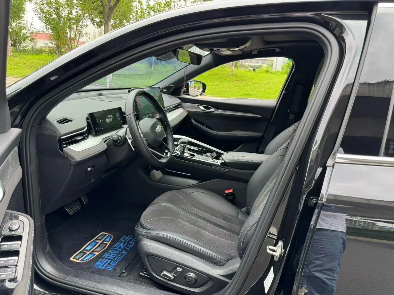Geely 2025 xingrui 2.0TD oriental obsidian star version automatic gear 2
