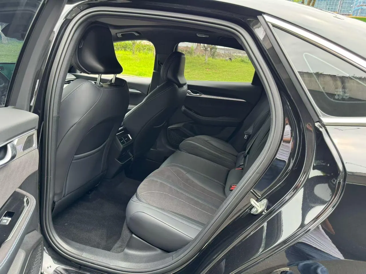 Geely 2025 xingrui 2.0TD oriental obsidian star version automatic gear 3