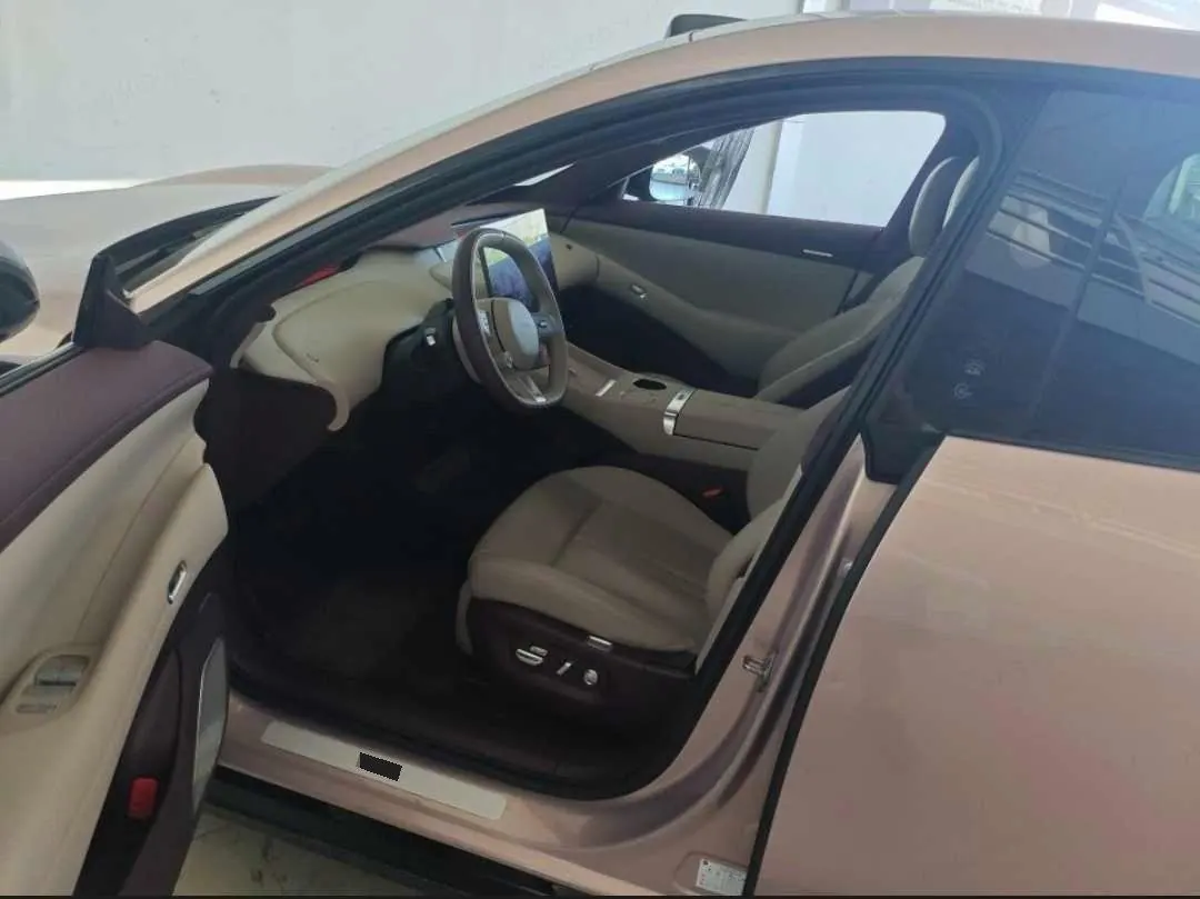 MI 2025 YU7 Long Endurance High Performance Four-wheel Drive Max Edition Automatic Gear - View 1