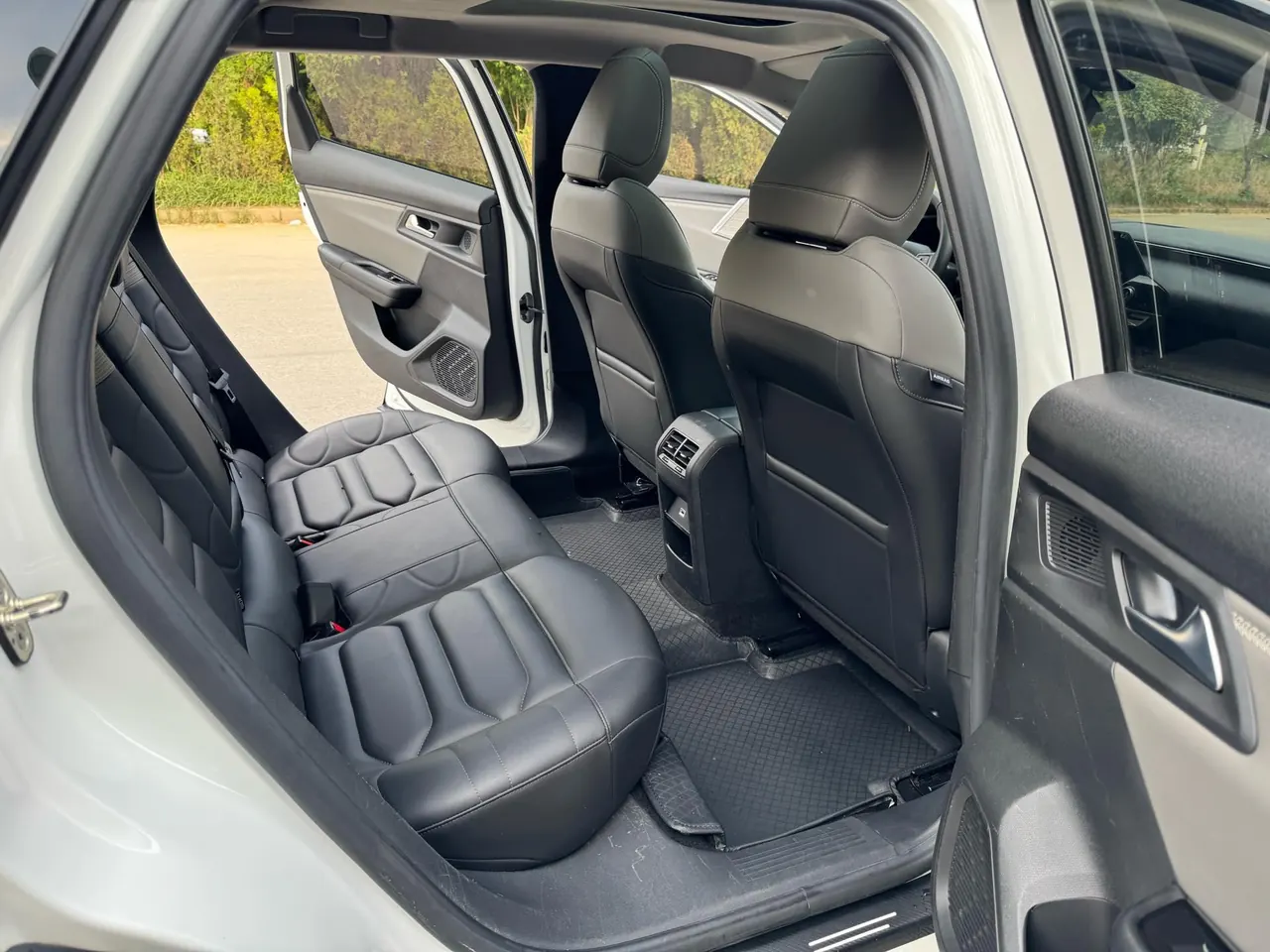 Citroen Versailles C5 X 2021 C5 X 1.6T is an extraordinary automatic gear 8