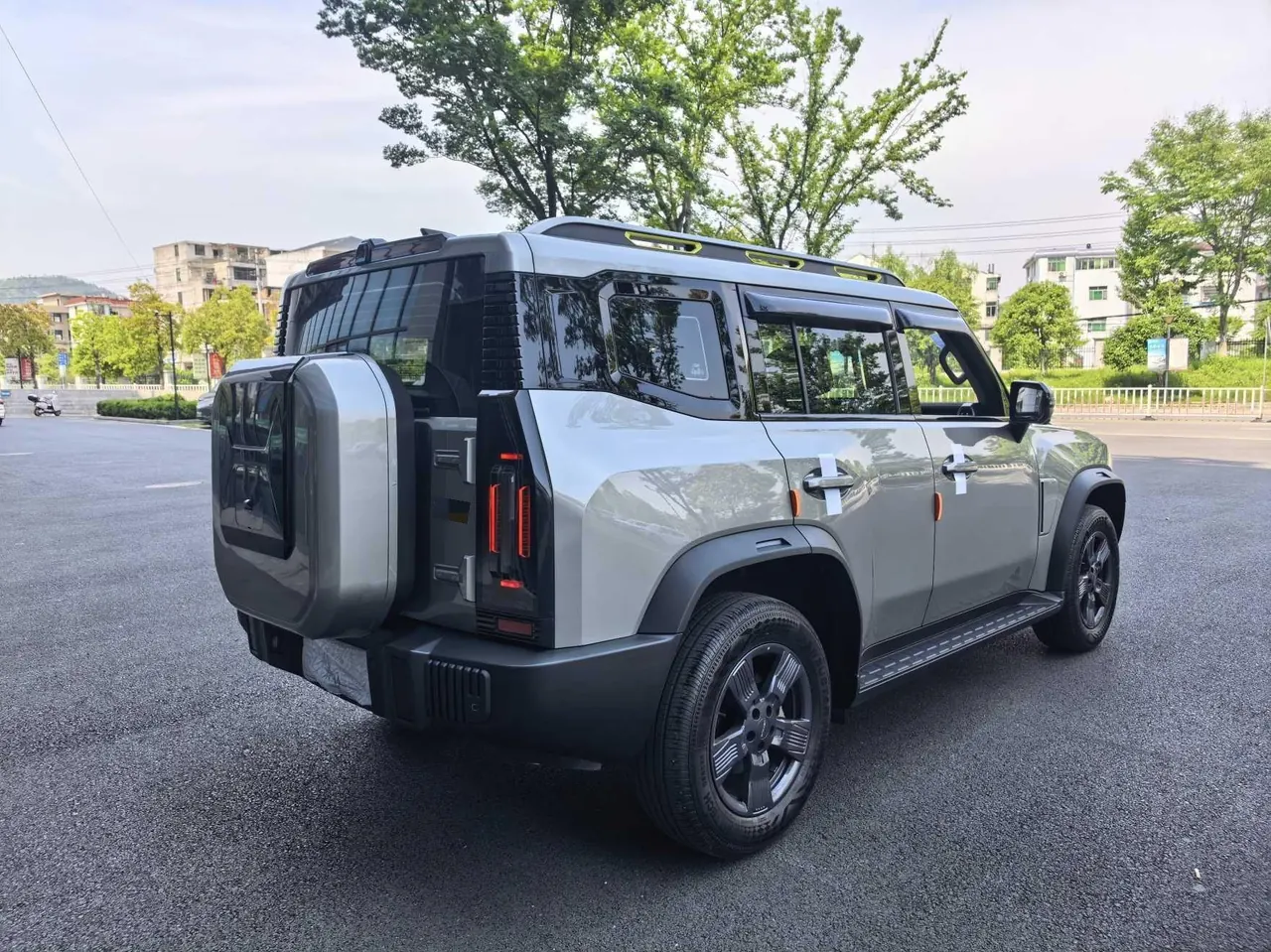 Jetour 2023 Travelers 1.5T Two-Drive Discovery PRO Automatic Gear 8