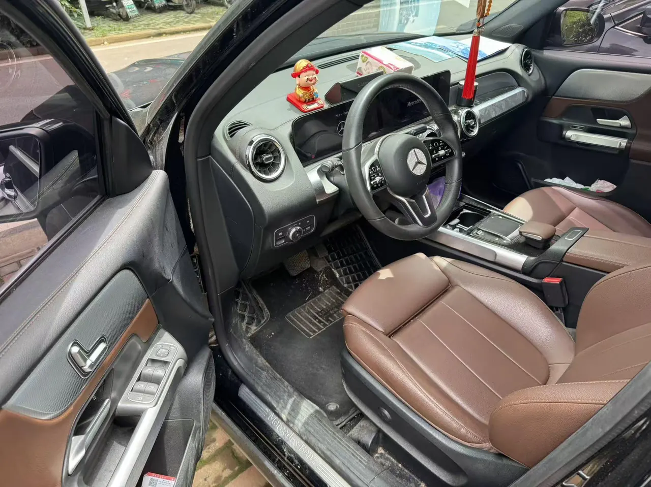 Mercedes Benz 2023 GLB 200 1.3T Dynamic Automatic 2