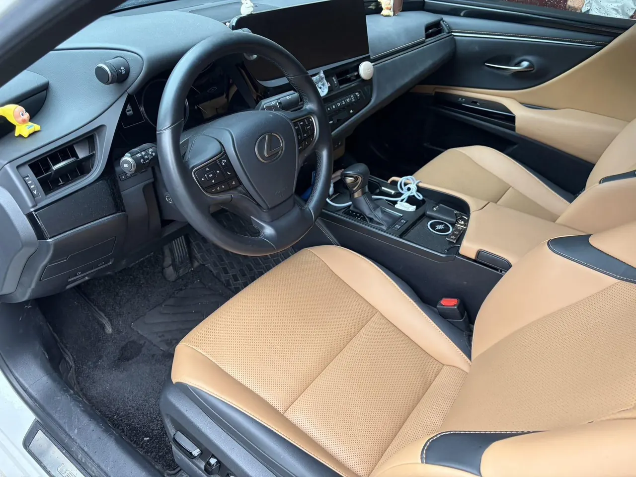 Lexus ES (Imported) 2022 ES200 2.0 Stepless Premium Edition Automatic Gear 3