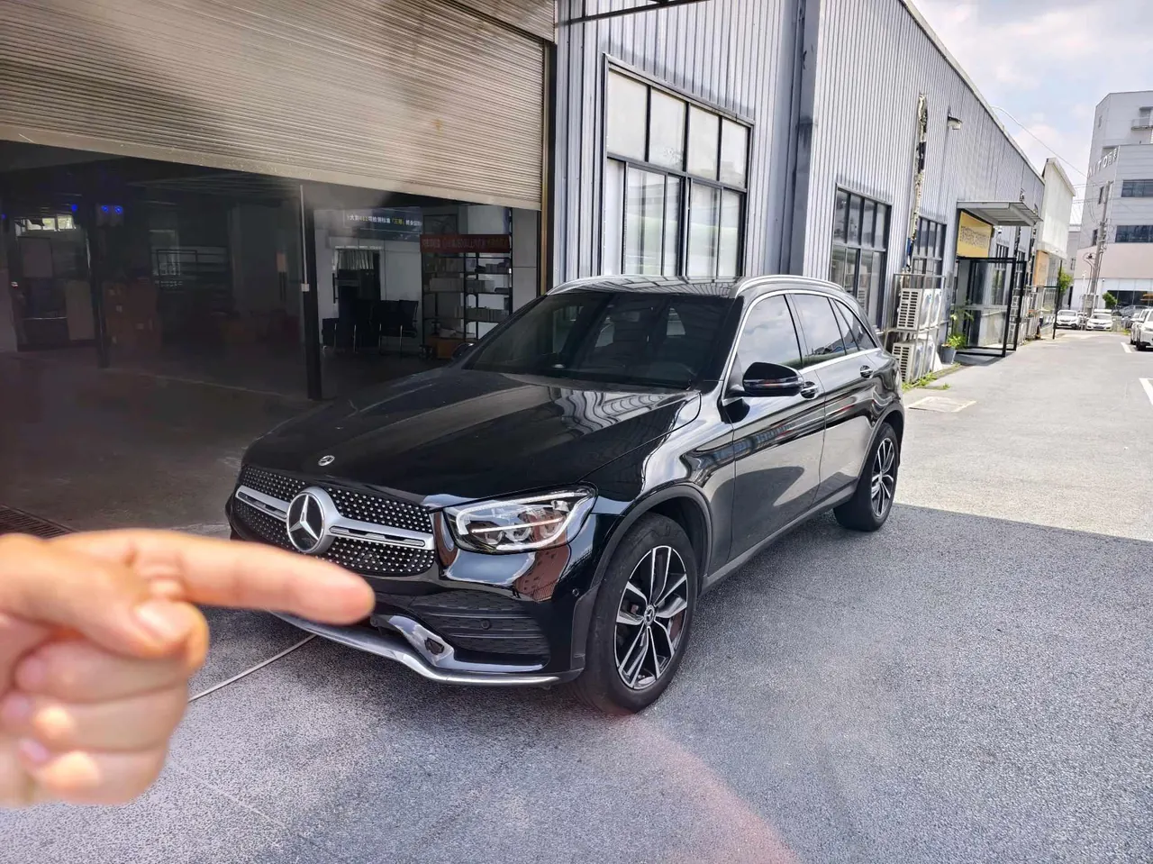 Mercedes Benz 2022 GLC 260 L 4MATIC 2.0T Luxury (Change 2) Automatic Gear - View 1