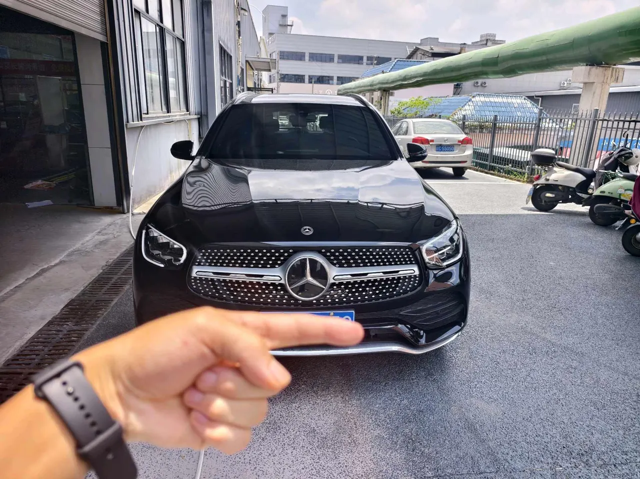 Mercedes Benz 2022 GLC 260 L 4MATIC 2.0T Luxury (Change 2) Automatic Gear 2