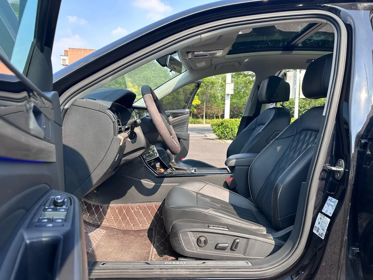 Volkswagen 2020 Passat 2.0TSI 330TSI Deluxe Edition Automatic 5