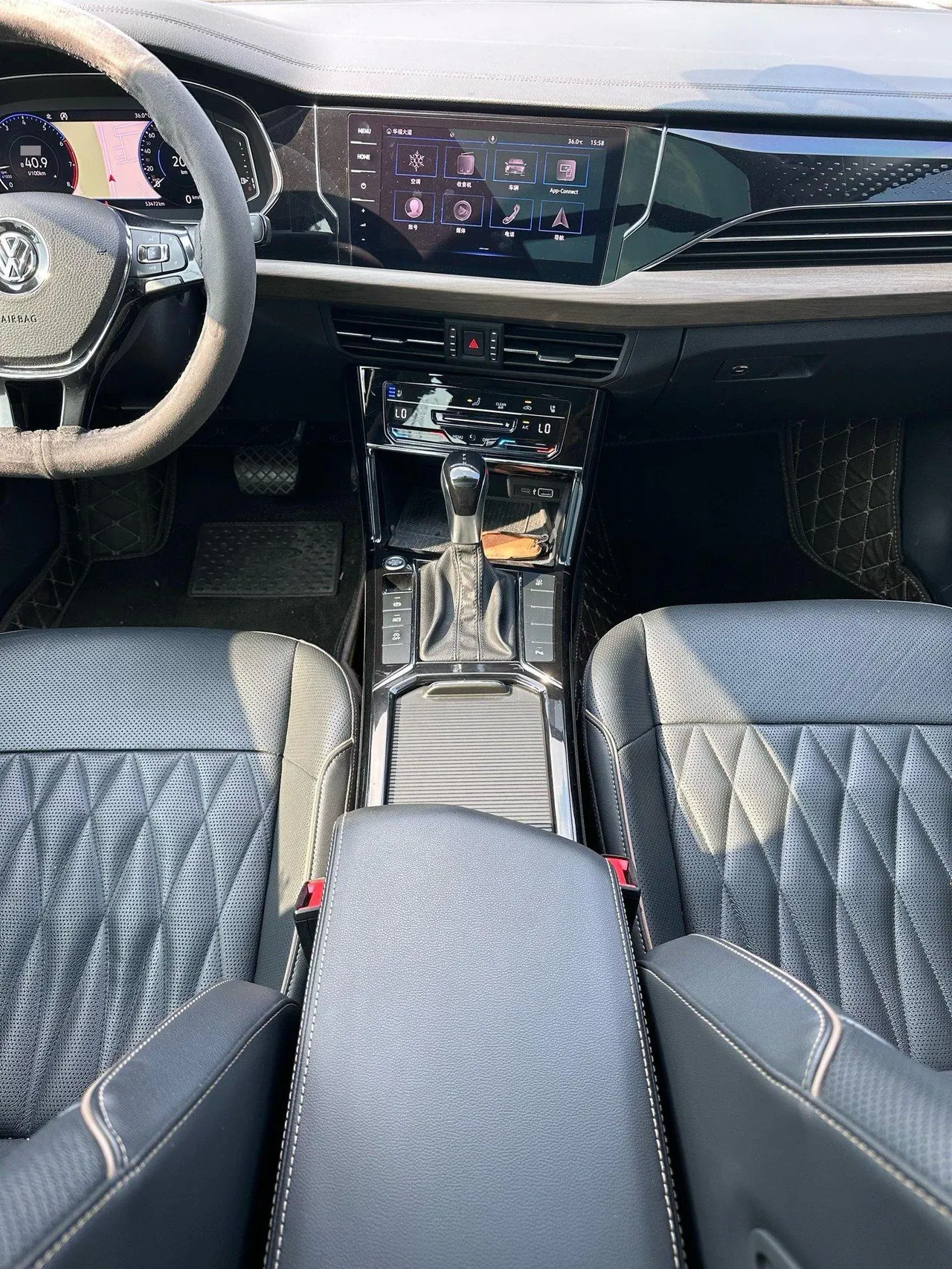 Volkswagen 2020 Passat 2.0TSI 330TSI Deluxe Edition Automatic 8