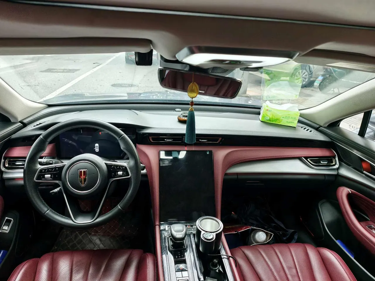 HongQi 2023 H5 2.0T Zhilian Qi Chang Edition Automatic Gear 3