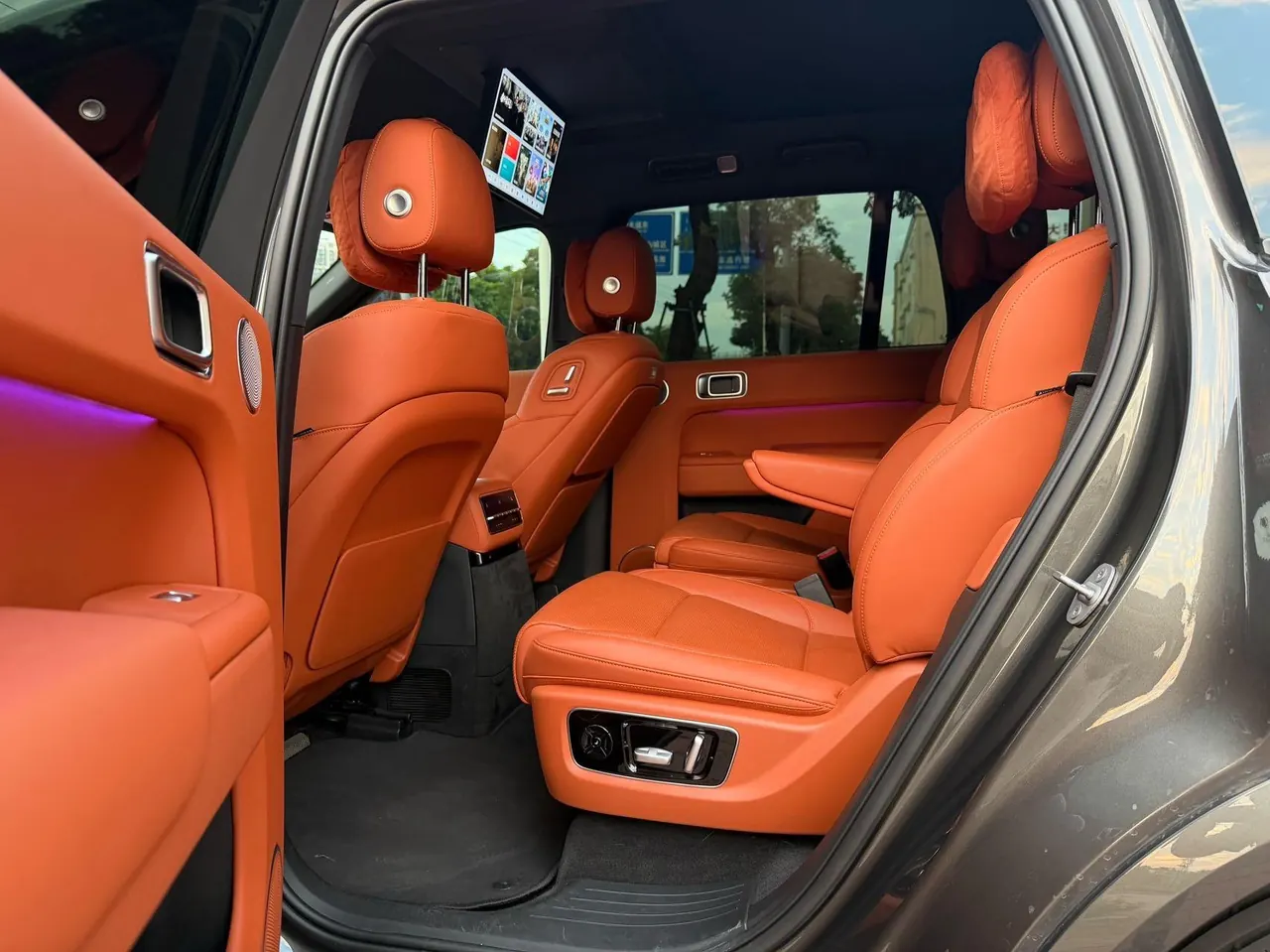 Li 2022 L9 1.5T Max Edition Automatic Gear 8
