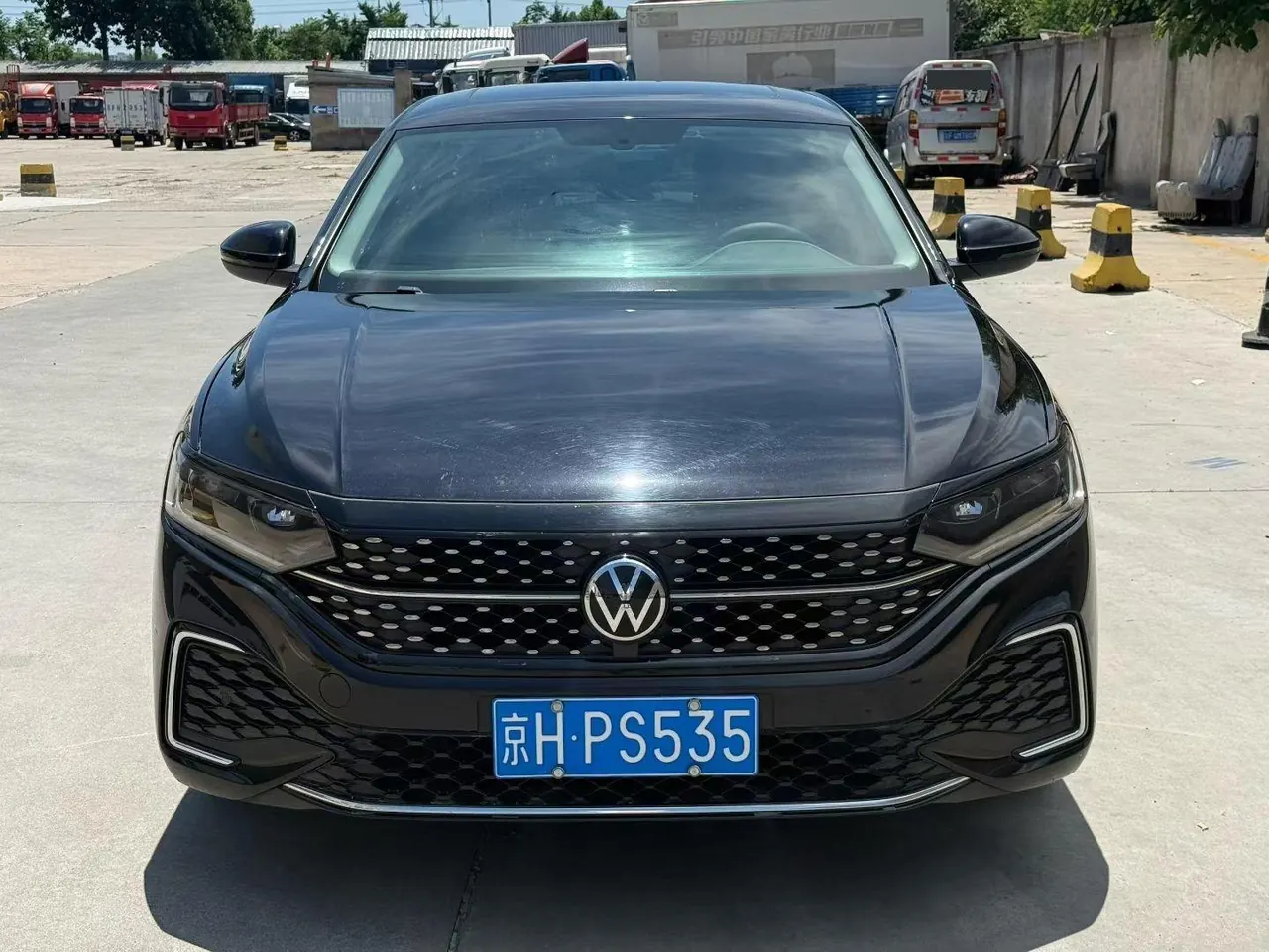 Volkswagen 2023 Passat 2.0TSI 330TSI Star Elite Edition (Modified) Automatic Gear 2