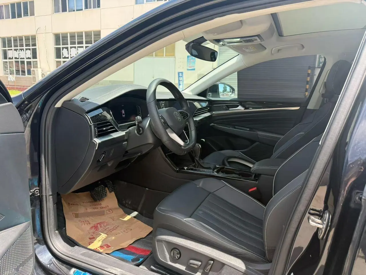 Volkswagen 2023 Passat 2.0TSI 330TSI Star Elite Edition (Modified) Automatic Gear 4