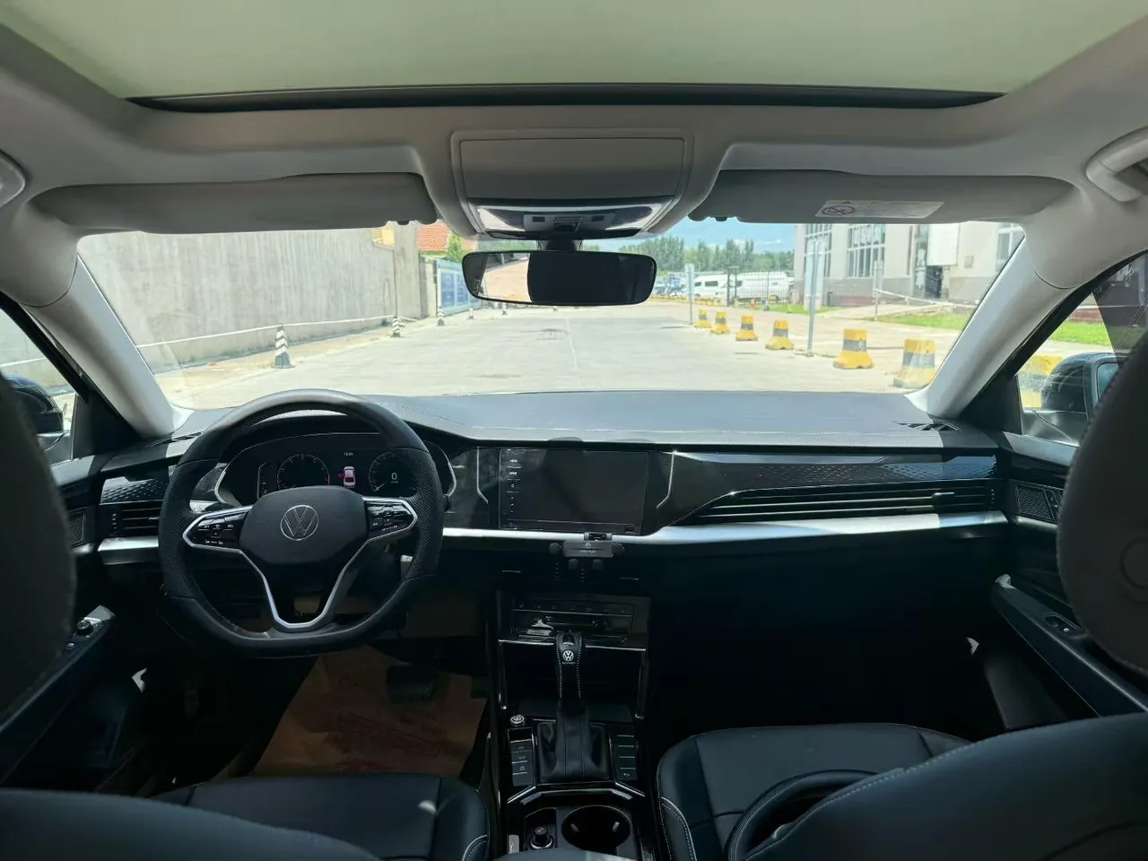 Volkswagen 2023 Passat 2.0TSI 330TSI Star Elite Edition (Modified) Automatic Gear 6