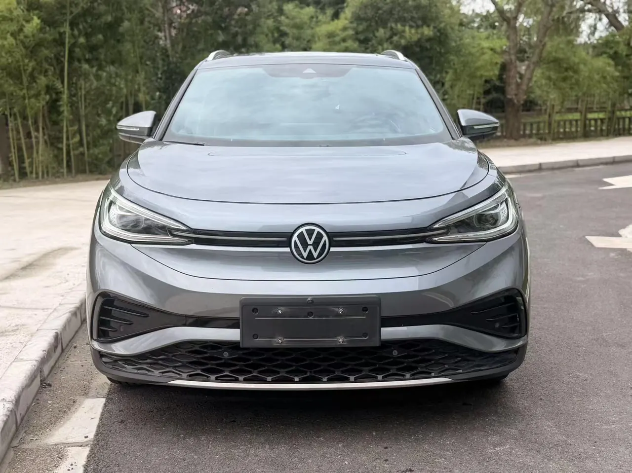 Open image lightbox: Volkswagen 2021 ID. 4 X energy four-wheel drive automatic gear