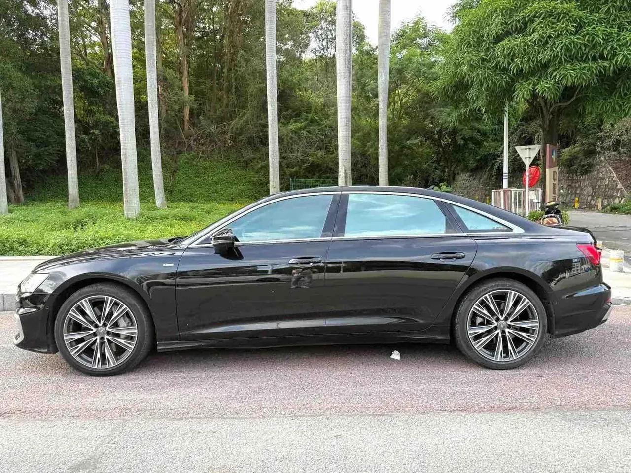 Audi 2021 A6L 48V 3.0TFSI 55TFSI Quattro enjoy dynamic automatic transmission 2