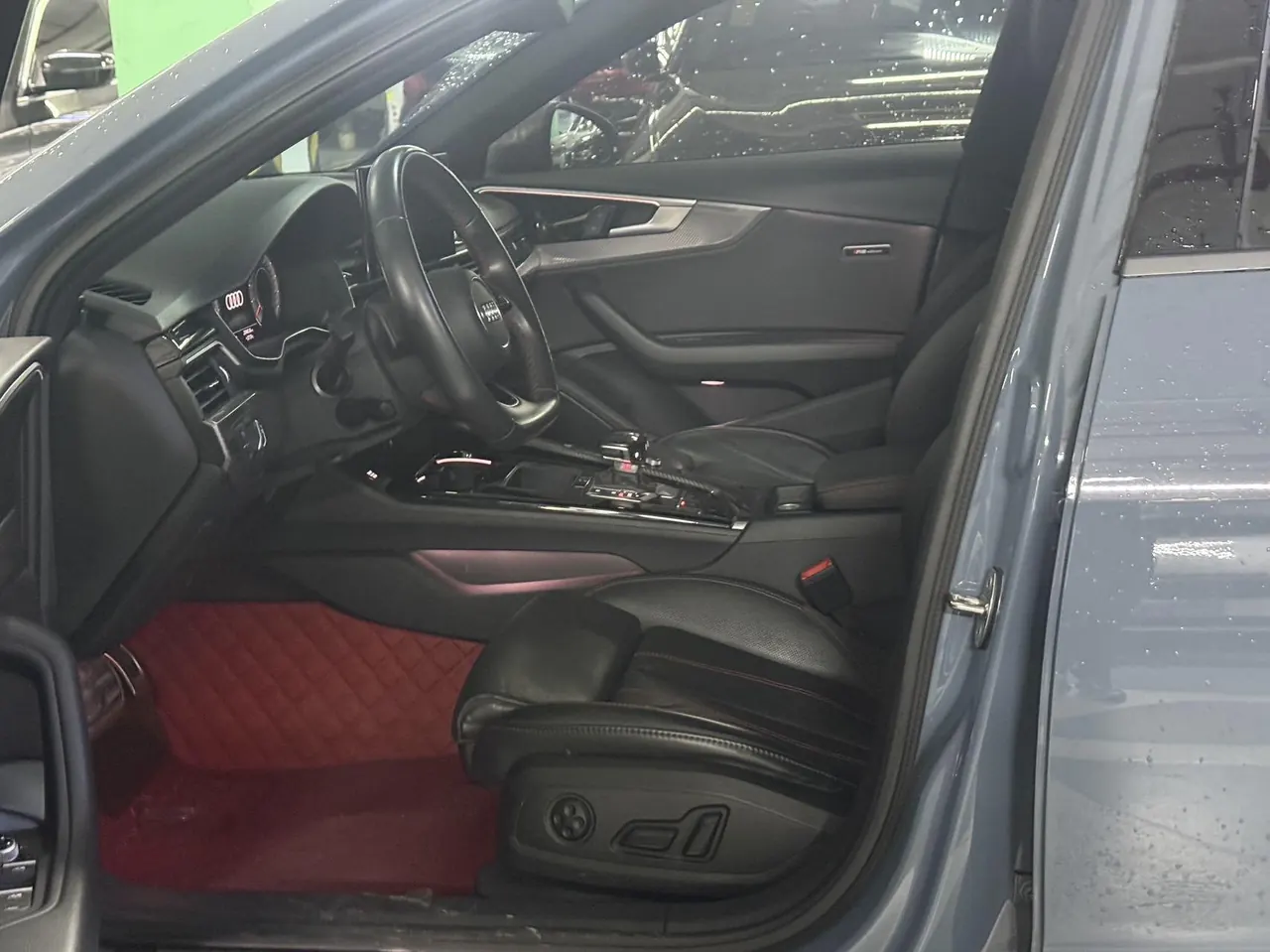 Audi 2022 A4L 2.0TFSI 40TFSI Quattro RS Kit Burning Speed Automatic 4
