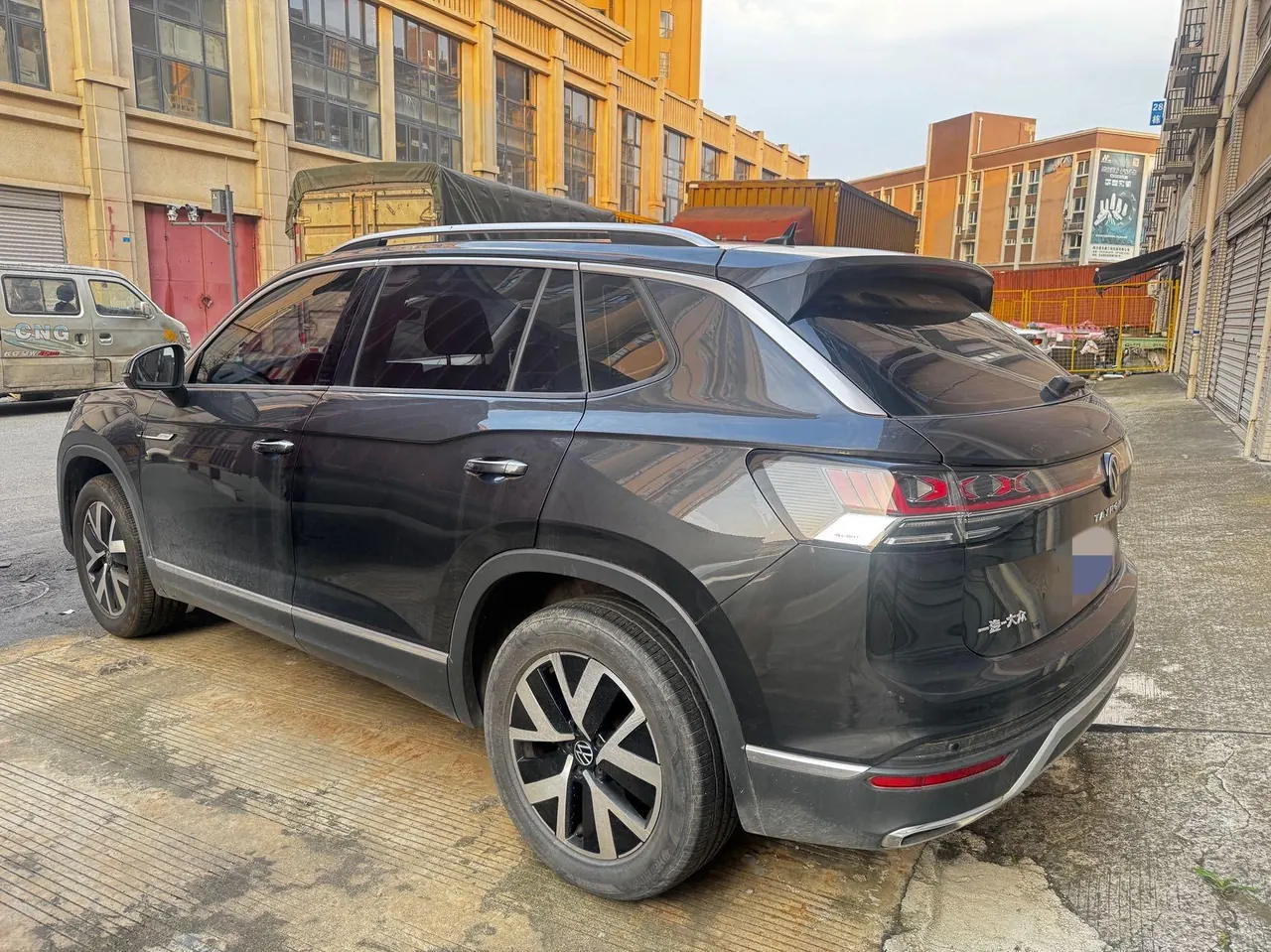 Volkswagen 2023 Tanyue 2.0TSI 330TSI Two-Drive Luxury Plus Advanced Edition Automatic Gear 2