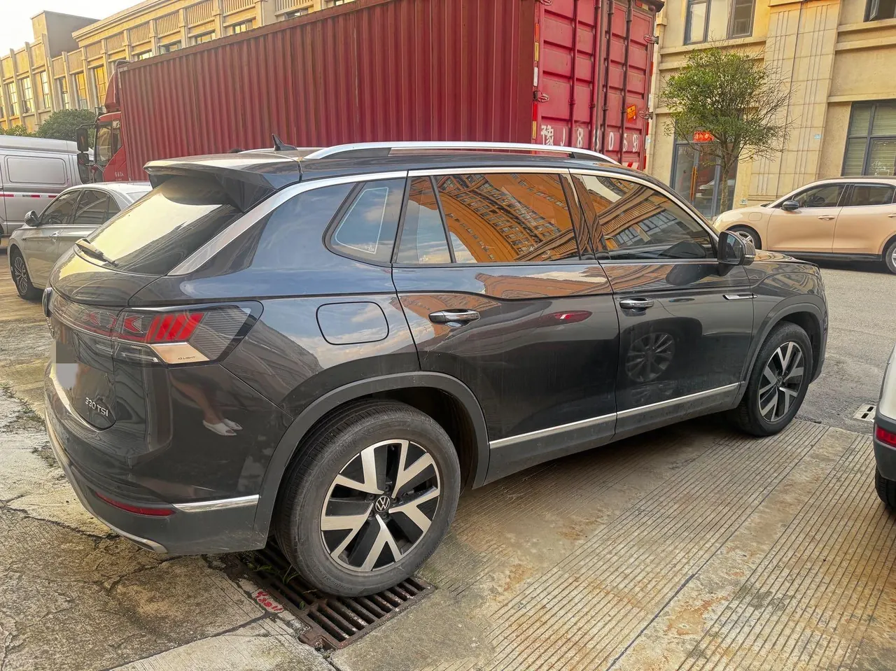 Volkswagen 2023 Tanyue 2.0TSI 330TSI Two-Drive Luxury Plus Advanced Edition Automatic Gear 3