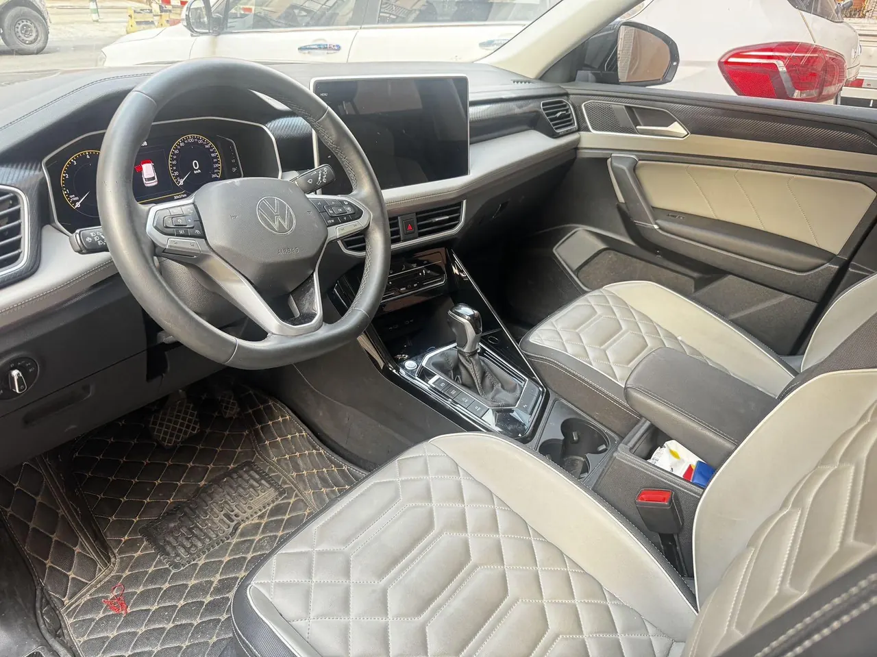 Volkswagen 2023 Tanyue 2.0TSI 330TSI Two-Drive Luxury Plus Advanced Edition Automatic Gear 4